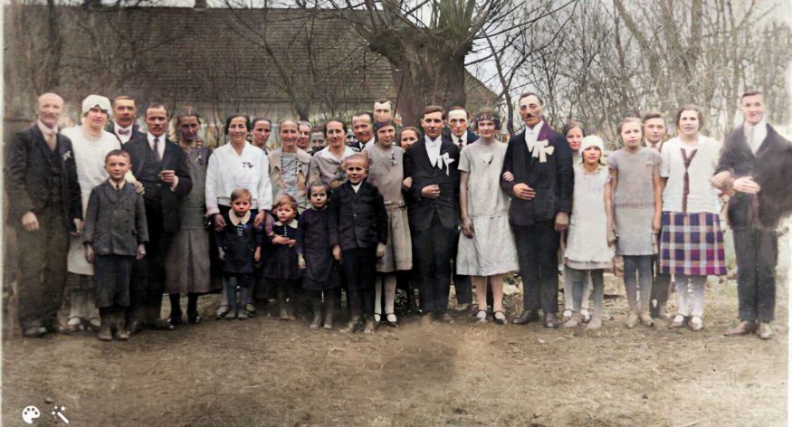 Dank MyHeritage habe ich Verwandte auf einem verblassten Foto identifizieren können