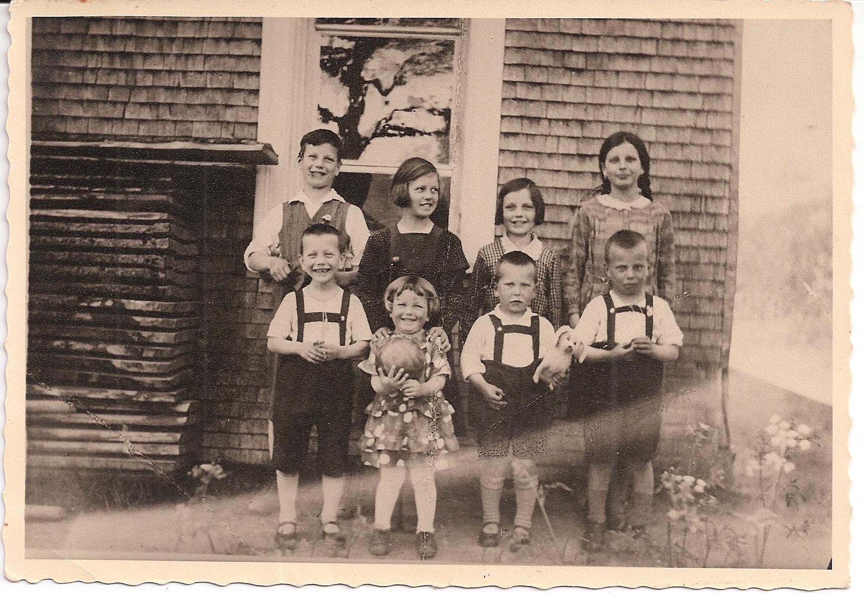 Vater und Geschwister Mein Vater mit seinen Geschwistern (1931)